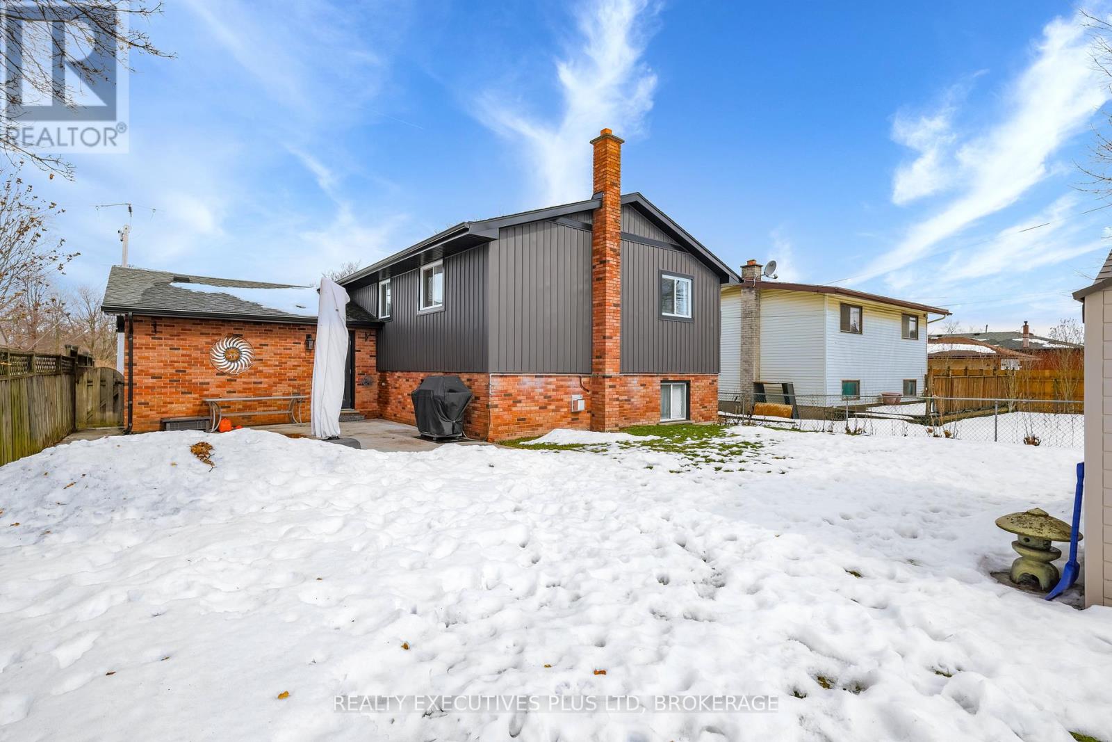 363 Emerick Avenue, Fort Erie, Ontario  L2A 2W8 - Photo 37 - X12814248