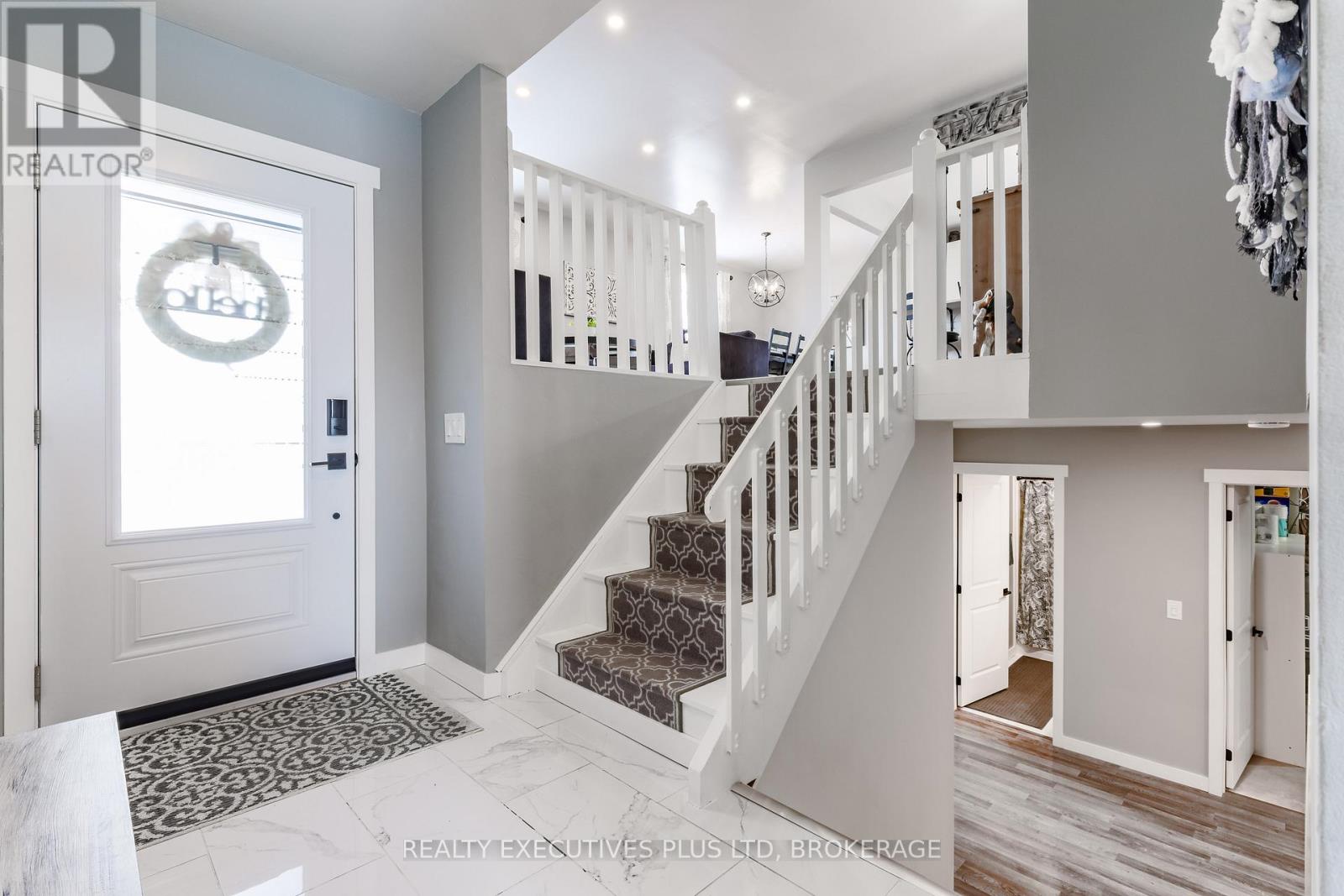 363 Emerick Avenue, Fort Erie, Ontario  L2A 2W8 - Photo 5 - X12814248