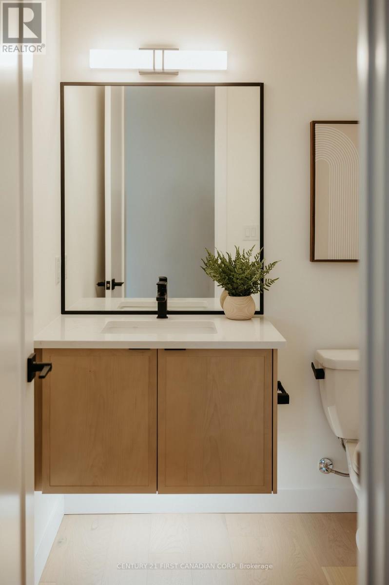 Photo 21 of 41 for 1382 Shields Place