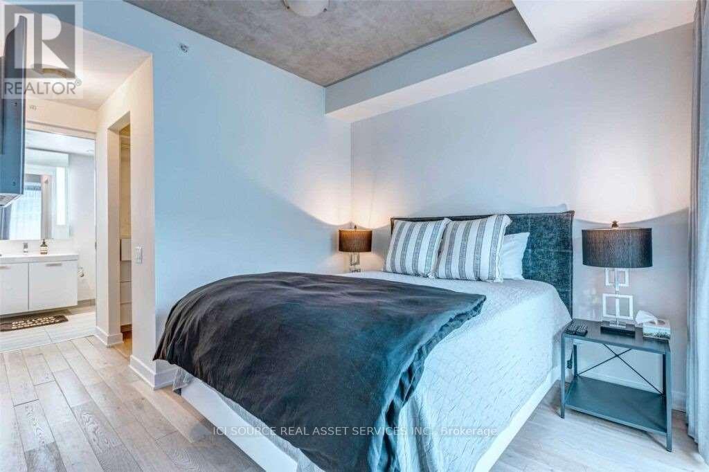 702 - 38 Stewart Street, Toronto, Ontario  M5V 1H6 - Photo 10 - C12814256