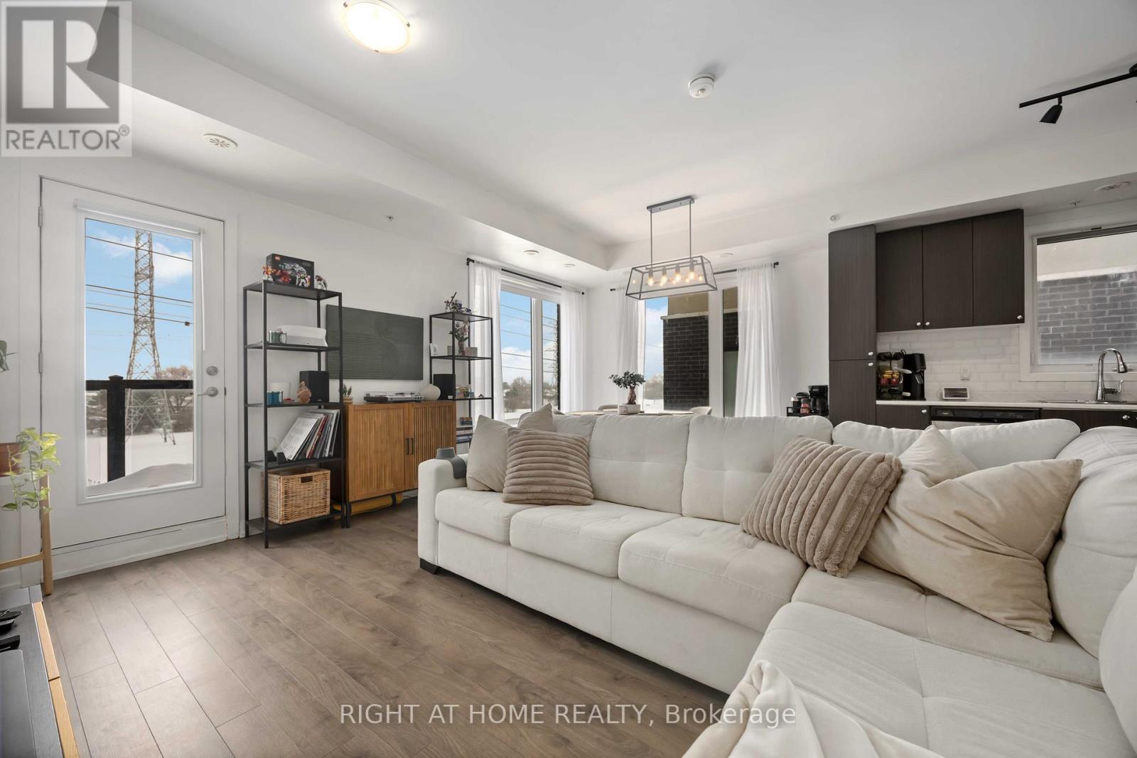 220 - 1555 Kingston Road, Pickering, Ontario  L1V 0E9 - Photo 4 - E12814258