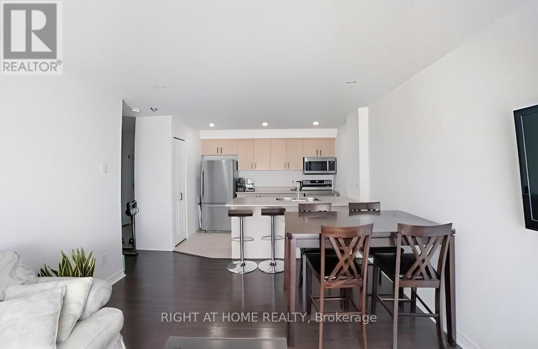 305 - 91 Aspen Springs Drive, Clarington, Ontario  L1C 5J9 - Photo 2 - E12814266