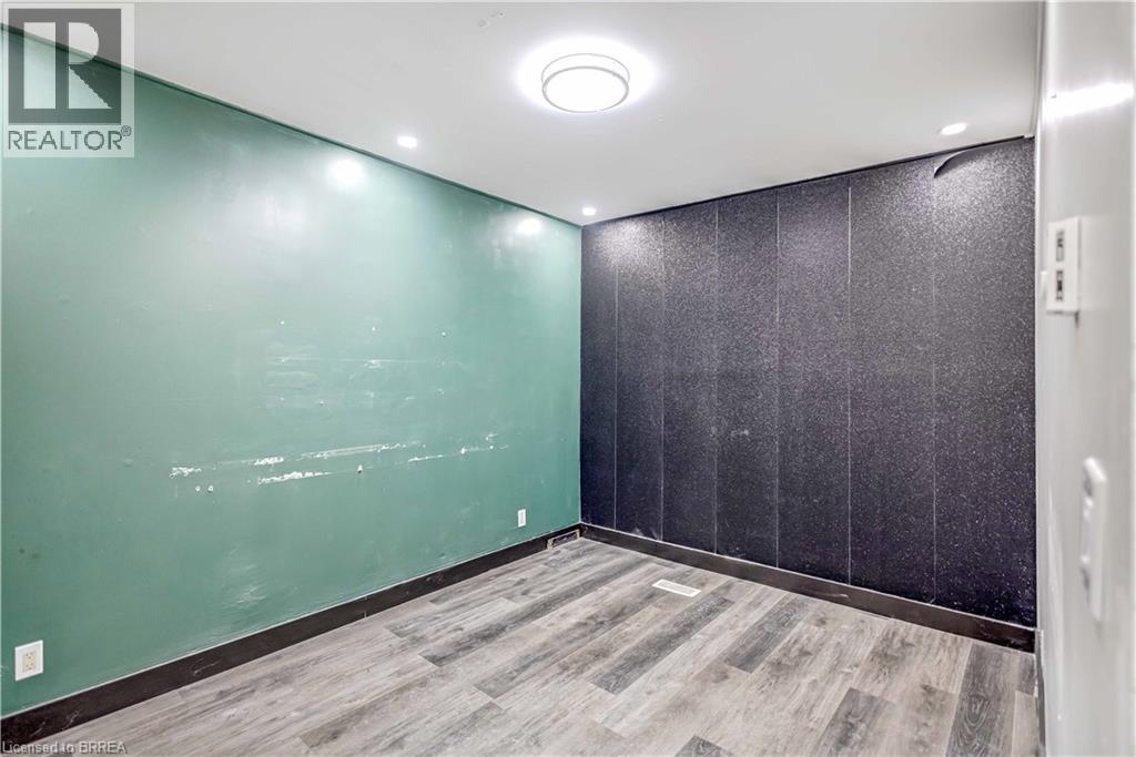 120 Dalhousie Street, Brantford, Ontario  N3T 2J3 - Photo 24 - 40802984