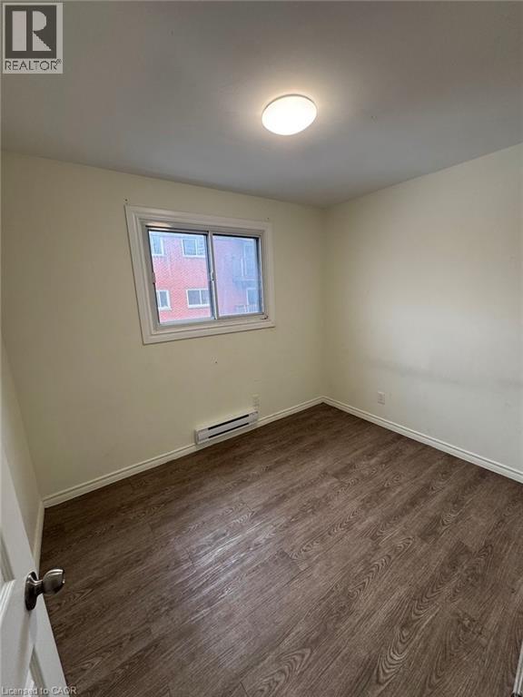 416 Lancaster Street W Unit# 7, Kitchener, Ontario  N2H 4V9 - Photo 7 - 40806753