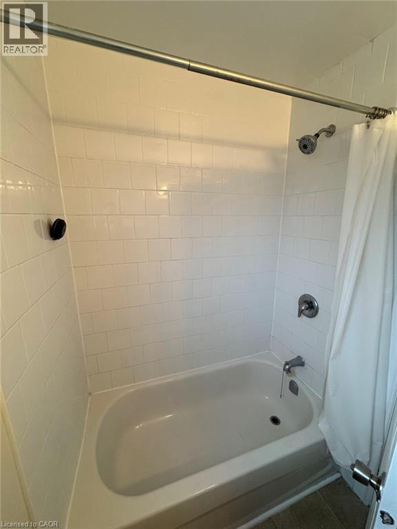 416 Lancaster Street W Unit# 5, Kitchener, Ontario  N2H 4V9 - Photo 5 - 40806592