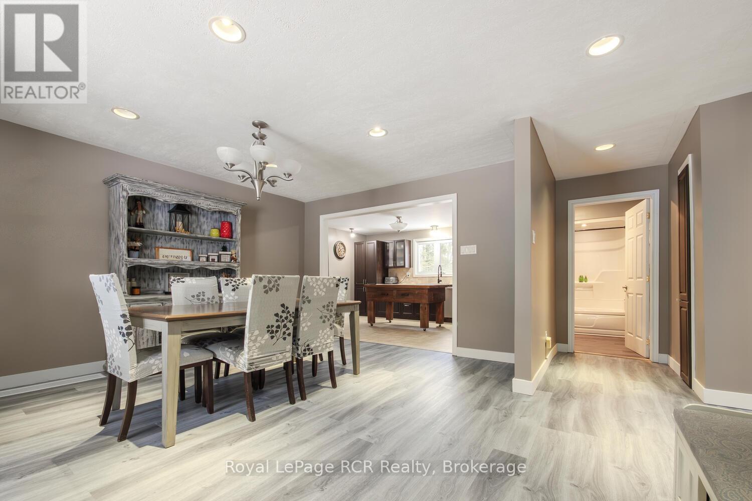 525 Augusta Street, Saugeen Shores, Ontario  N0H 2L0 - Photo 17 - X12814272