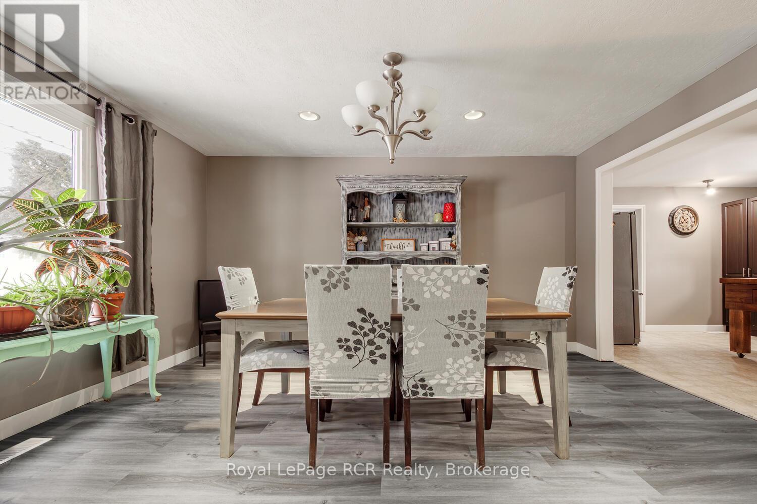 525 Augusta Street, Saugeen Shores, Ontario  N0H 2L0 - Photo 20 - X12814272