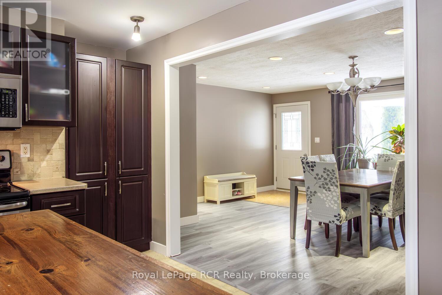 525 Augusta Street, Saugeen Shores, Ontario  N0H 2L0 - Photo 25 - X12814272