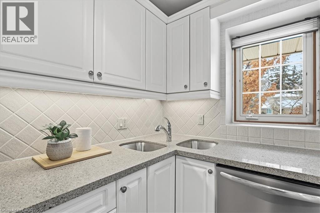 438 Glasgow Street, Kitchener, Ontario  N2M 2N2 - Photo 17 - 40806125