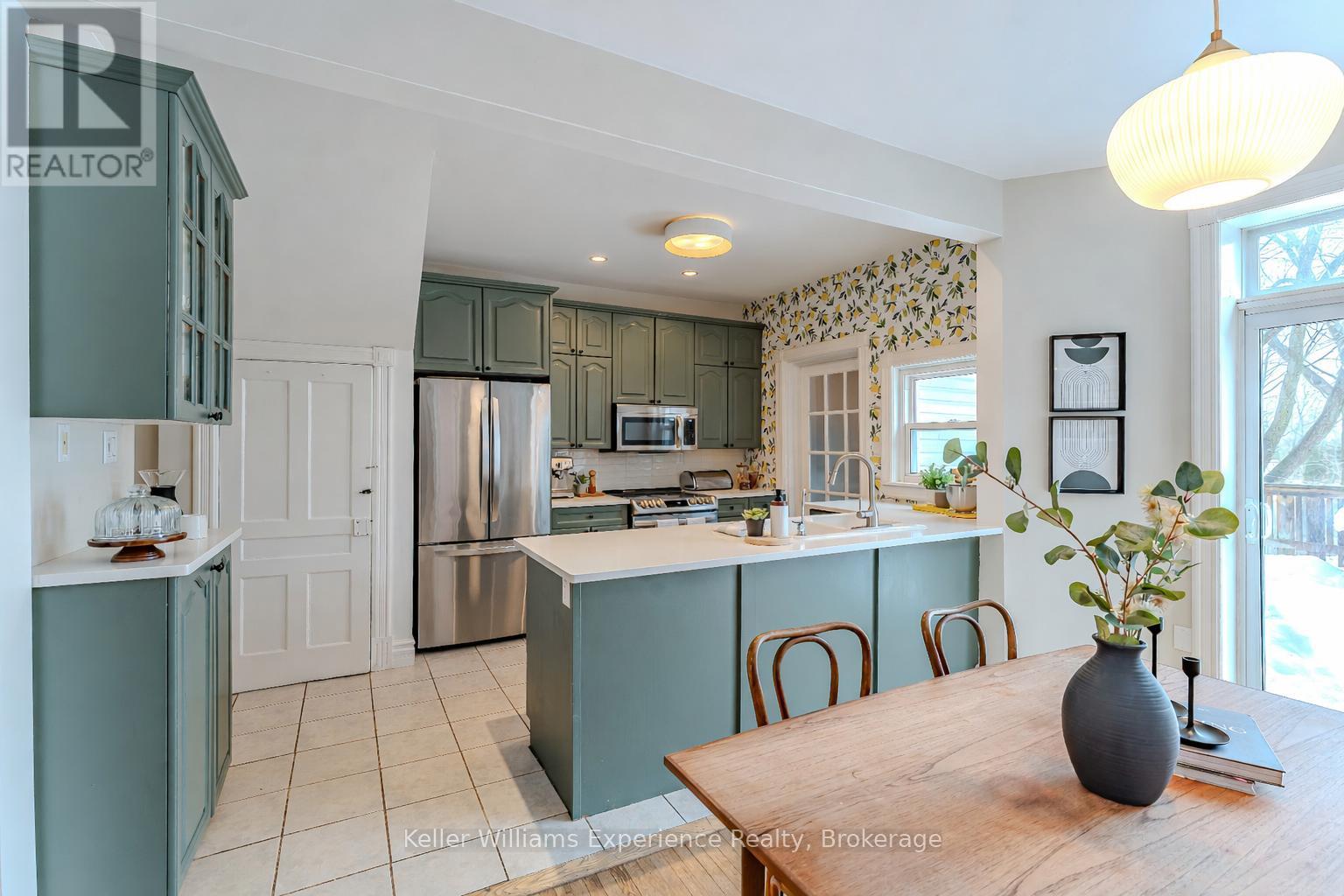 452 7th Street E, Owen Sound, Ontario  N4K 1J4 - Photo 4 - X12814088