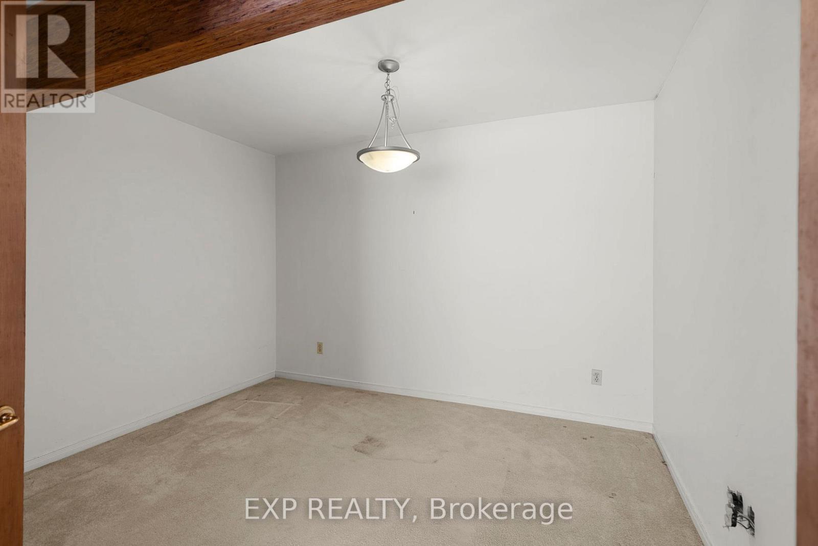 8511 Small Lane, Adjala-Tosorontio, Ontario  L0G 1L0 - Photo 11 - N12814270