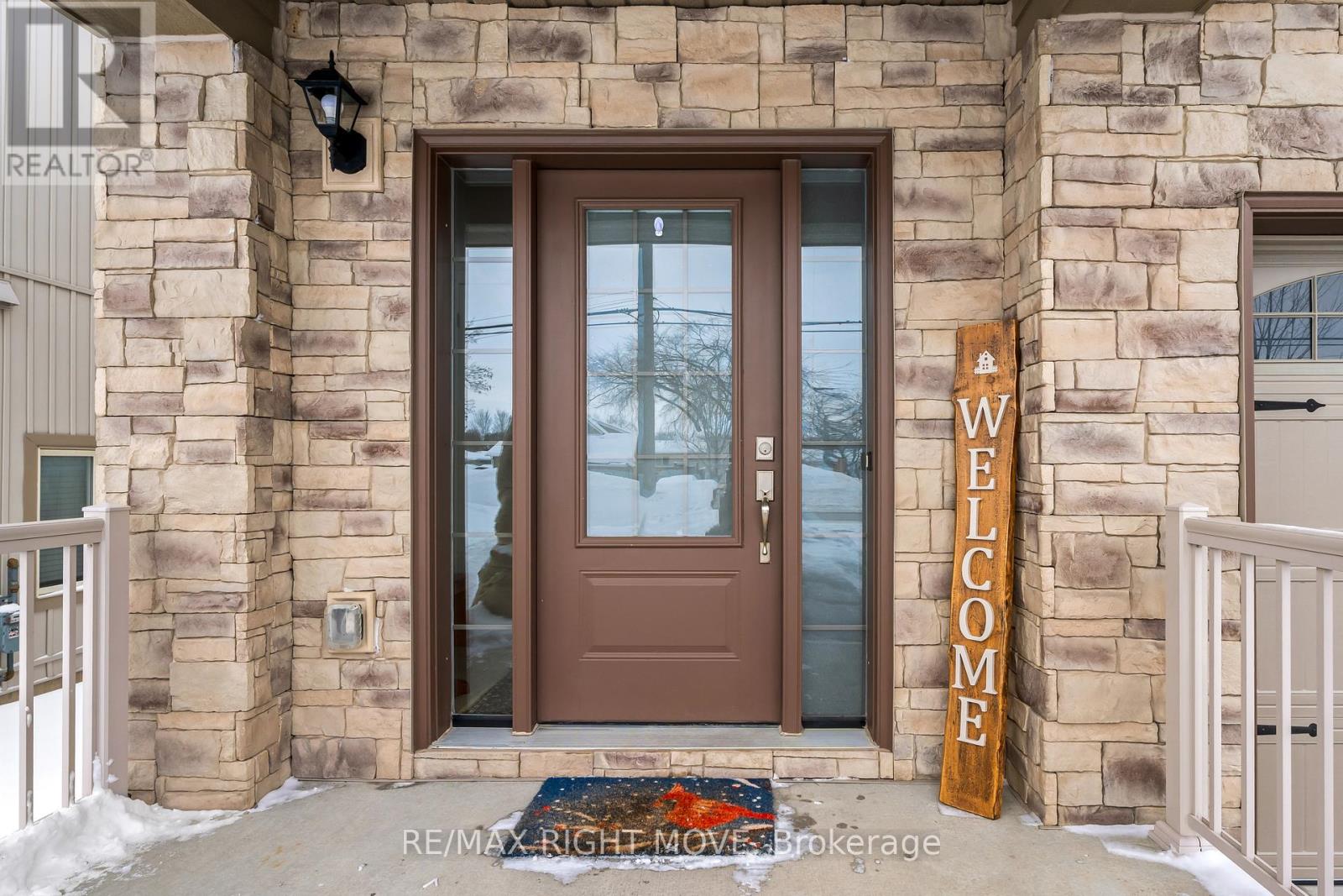 A - 246 James Street E, Orillia, Ontario  L3V 8K9 - Photo 2 - S12814282