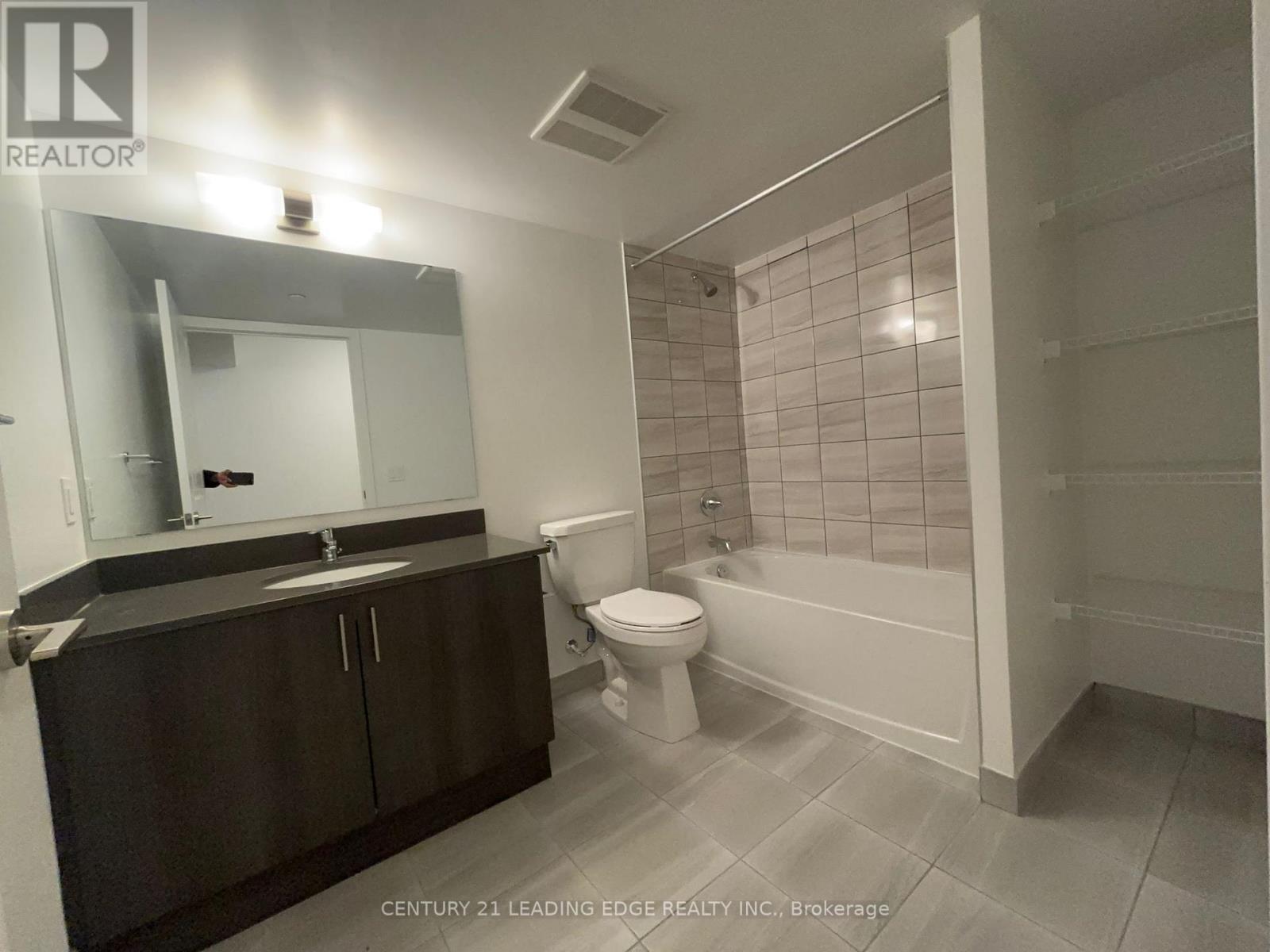 1110 - 1010 Sandy Beach Road Se, Pickering (Bay Ridges), Ontario  L1W 3V9 - Photo 7 - E12813462