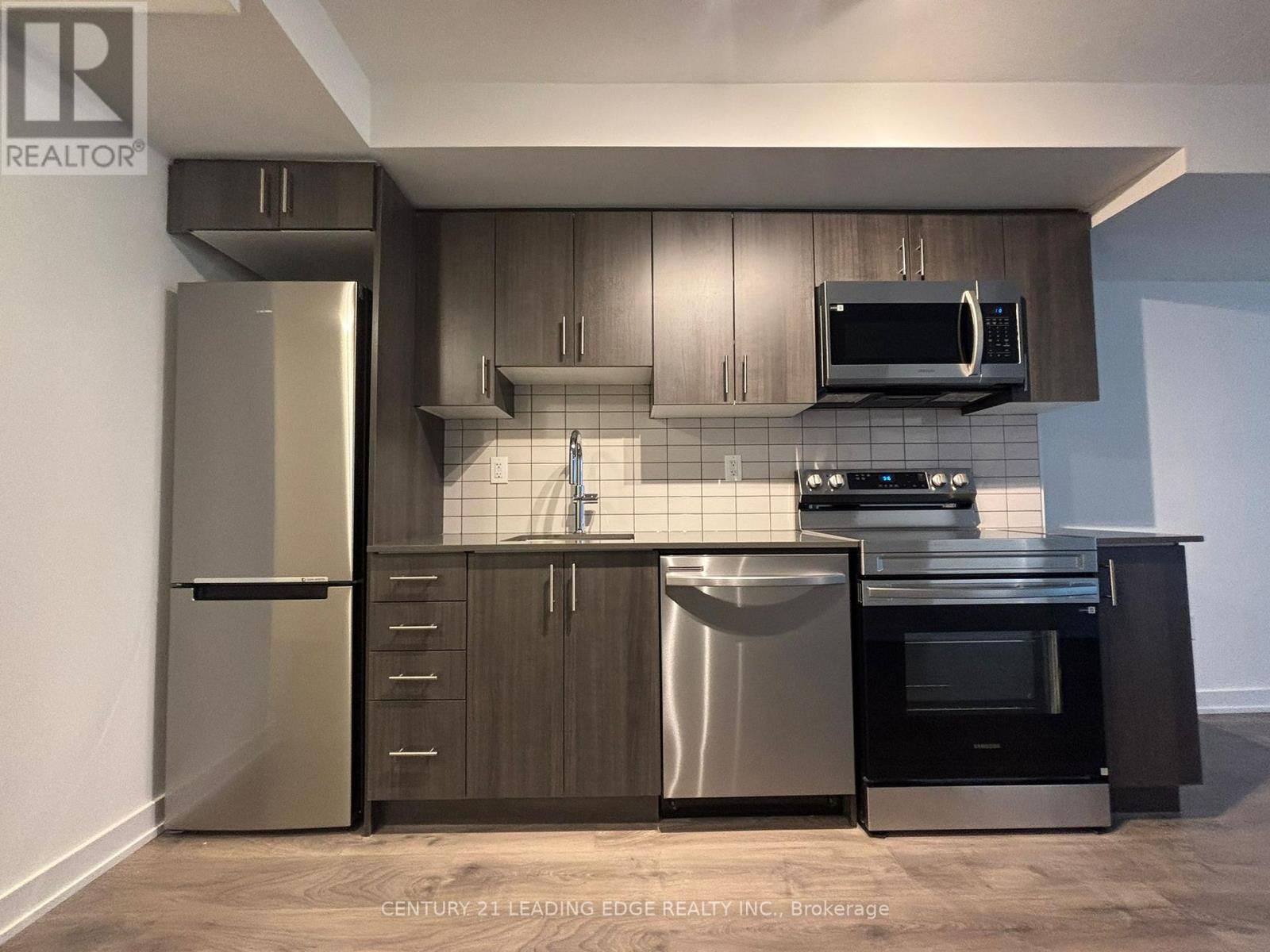 1110 - 1010 Sandy Beach Road Se, Pickering (Bay Ridges), Ontario  L1W 3V9 - Photo 4 - E12813462