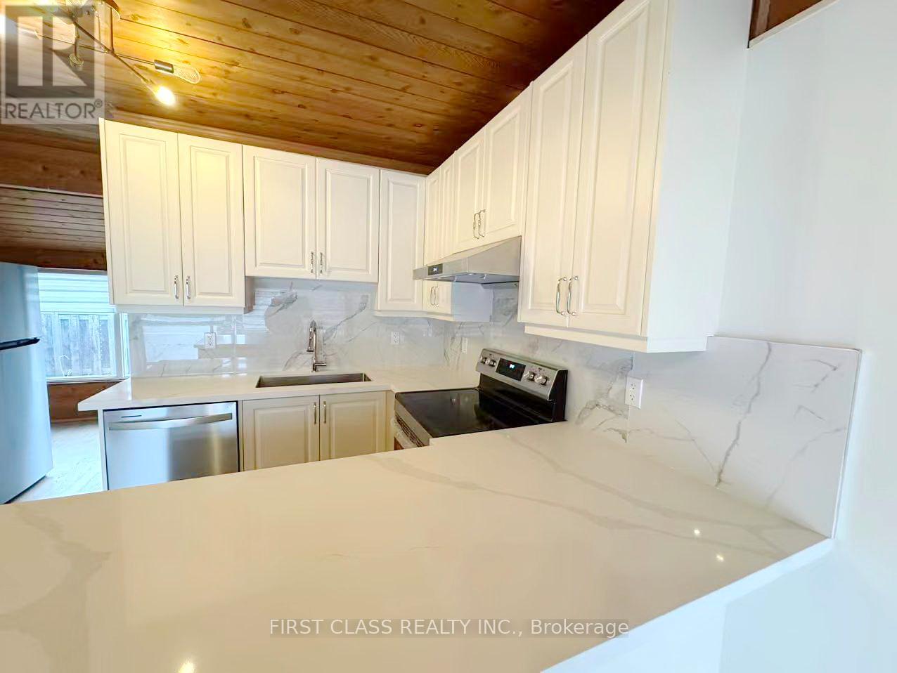 Main - 741 Proctor Road, Burlington, Ontario  L7R 3E5 - Photo 11 - W12814276