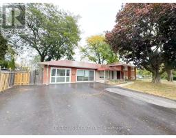 UPPER - 741 PROCTOR ROAD, Burlington, Ontario