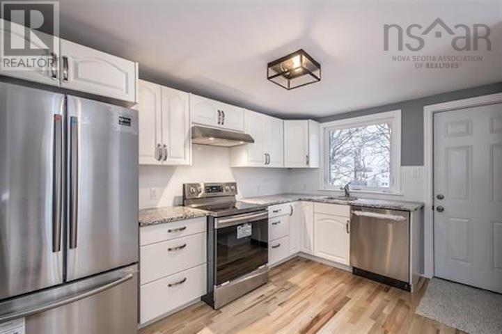 82 Sunnybrae Avenue, Halifax, Nova Scotia  B3N 2G7 - Photo 8 - 202601180