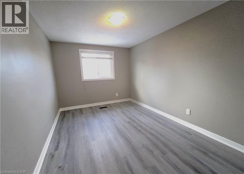 662 N Elgin Street N, Cambridge, Ontario  N1R 7W5 - Photo 34 - 40806333