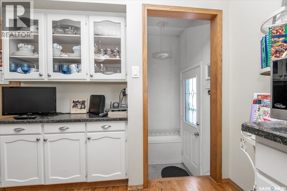 1514 8th Avenue N, Regina, Saskatchewan  S4R 0G3 - Photo 10 - SK029003