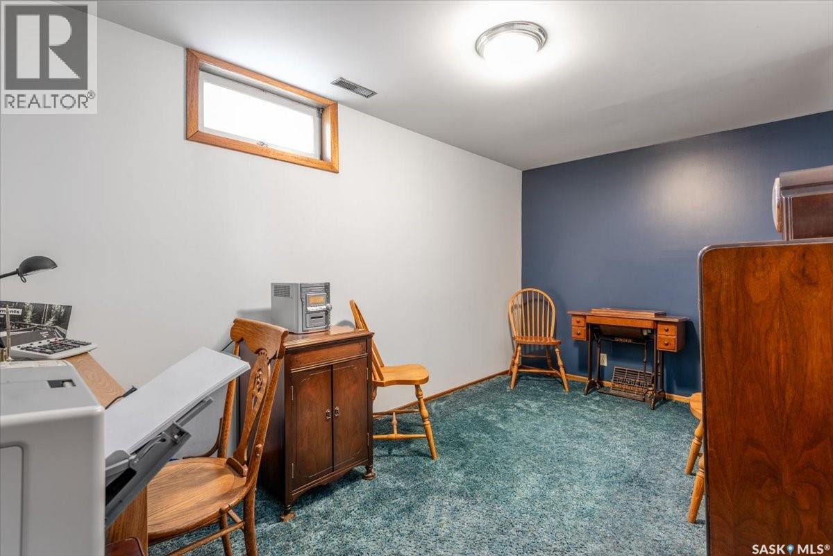 1514 8th Avenue N, Regina, Saskatchewan  S4R 0G3 - Photo 24 - SK029003