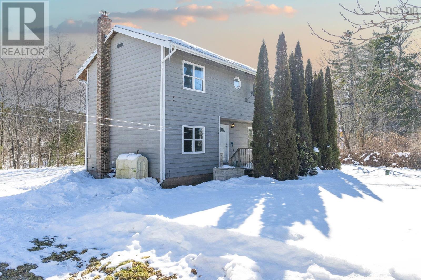 2 Oldham, Enfield, Nova Scotia  B2T 1K4 - Photo 2 - 202603285