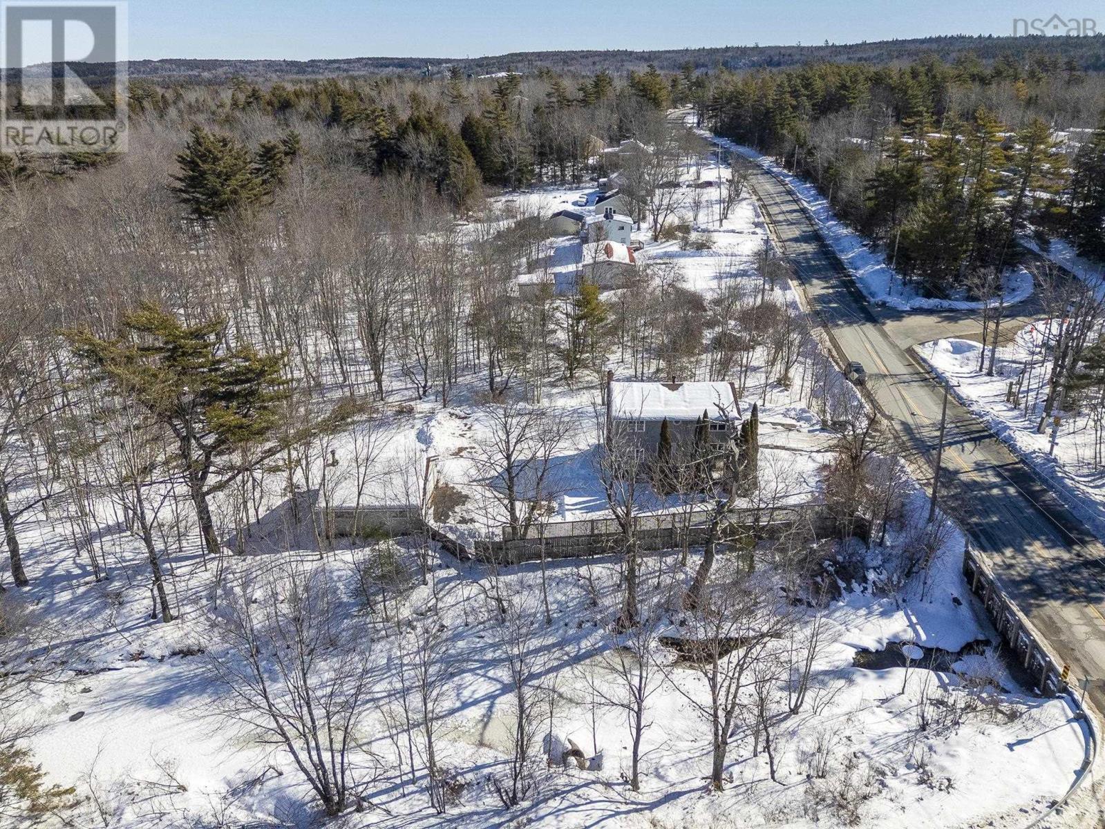 2 Oldham, Enfield, Nova Scotia  B2T 1K4 - Photo 35 - 202603285