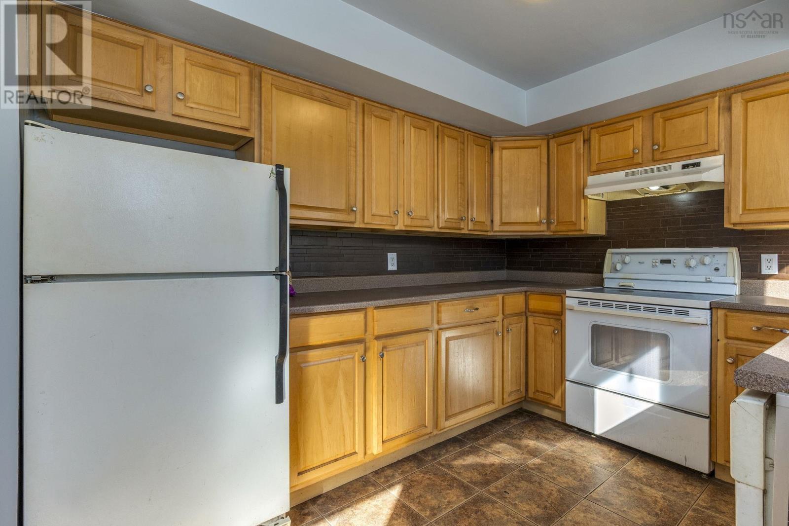 2 Oldham, Enfield, Nova Scotia  B2T 1K4 - Photo 5 - 202603285