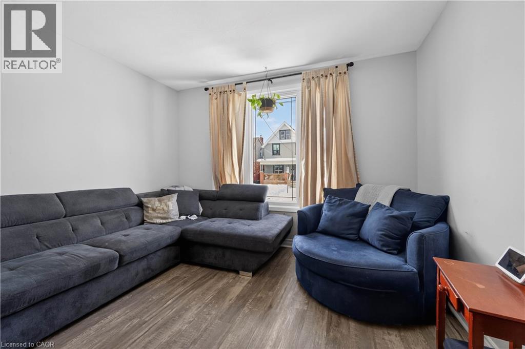 234 N Balmoral Avenue N, Hamilton, Ontario  L8L 7S2 - Photo 8 - 40799330