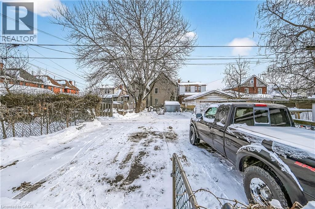 234 N Balmoral Avenue N, Hamilton, Ontario  L8L 7S2 - Photo 39 - 40799330