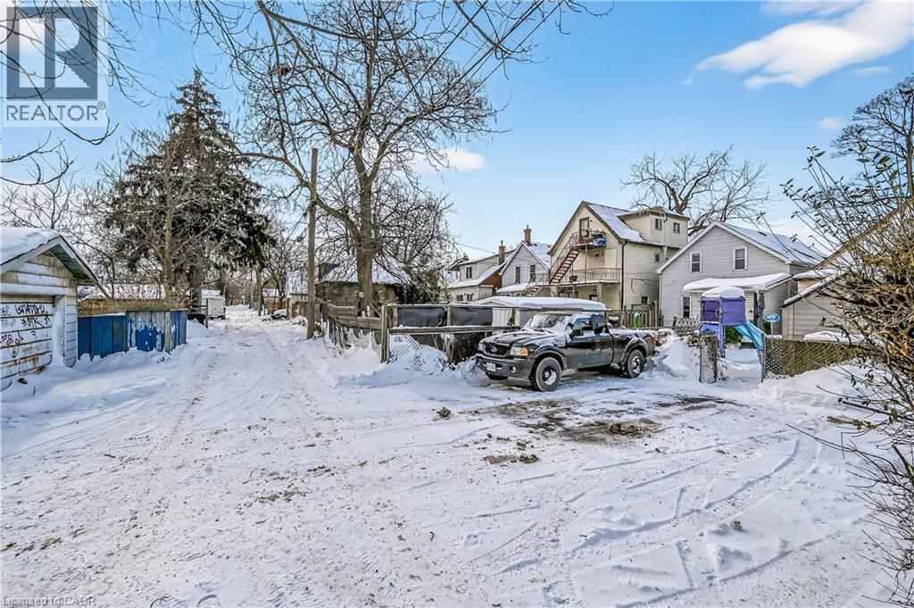 234 N Balmoral Avenue N, Hamilton, Ontario  L8L 7S2 - Photo 41 - 40799330
