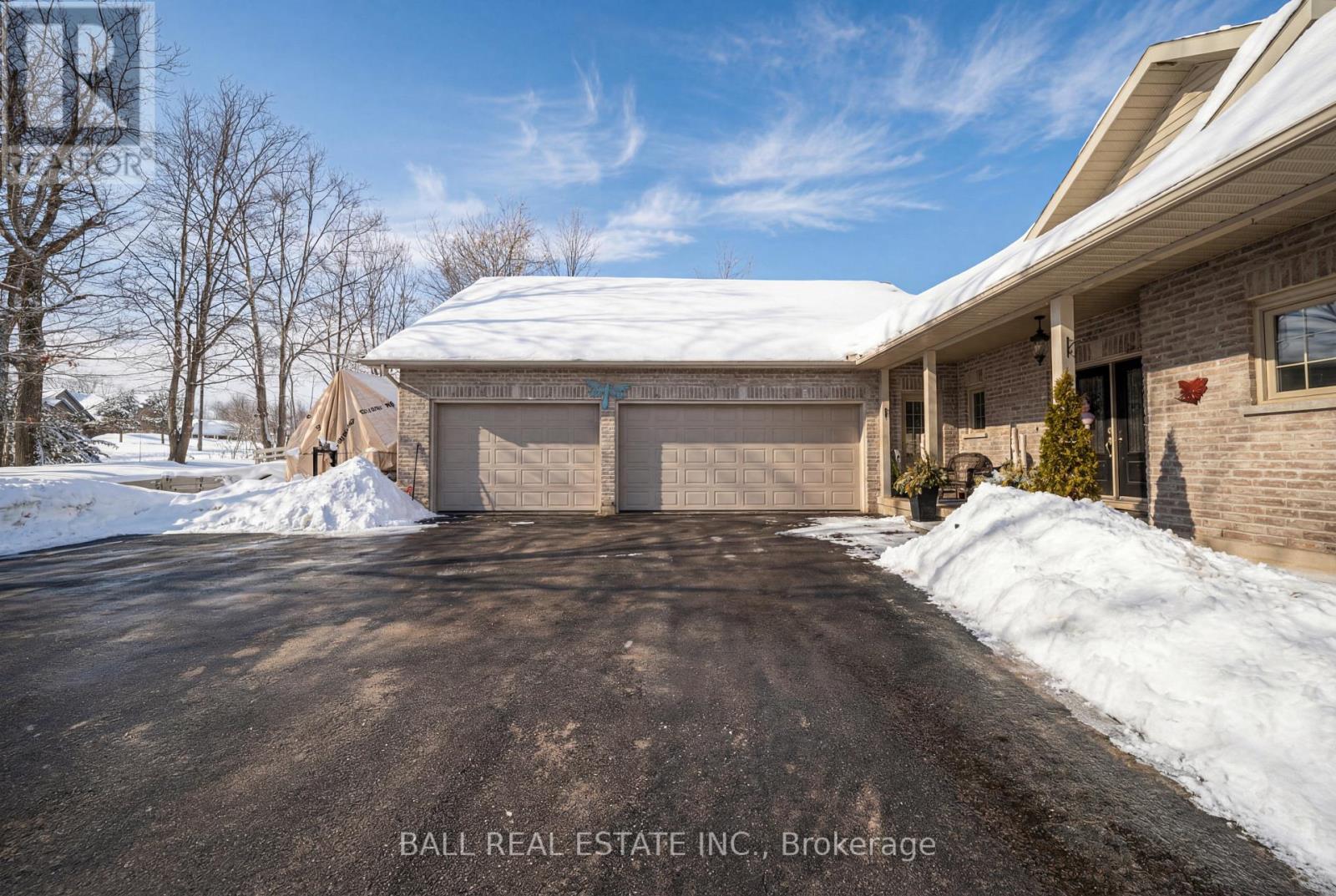 2172 Katchewanooka Court, Selwyn, Ontario  K0L 3G0 - Photo 4 - X12814392