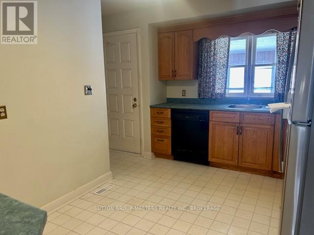 323 Meadowcrest Road, Kingston, Ontario  K7M 3S4 - Photo 6 - X12814302