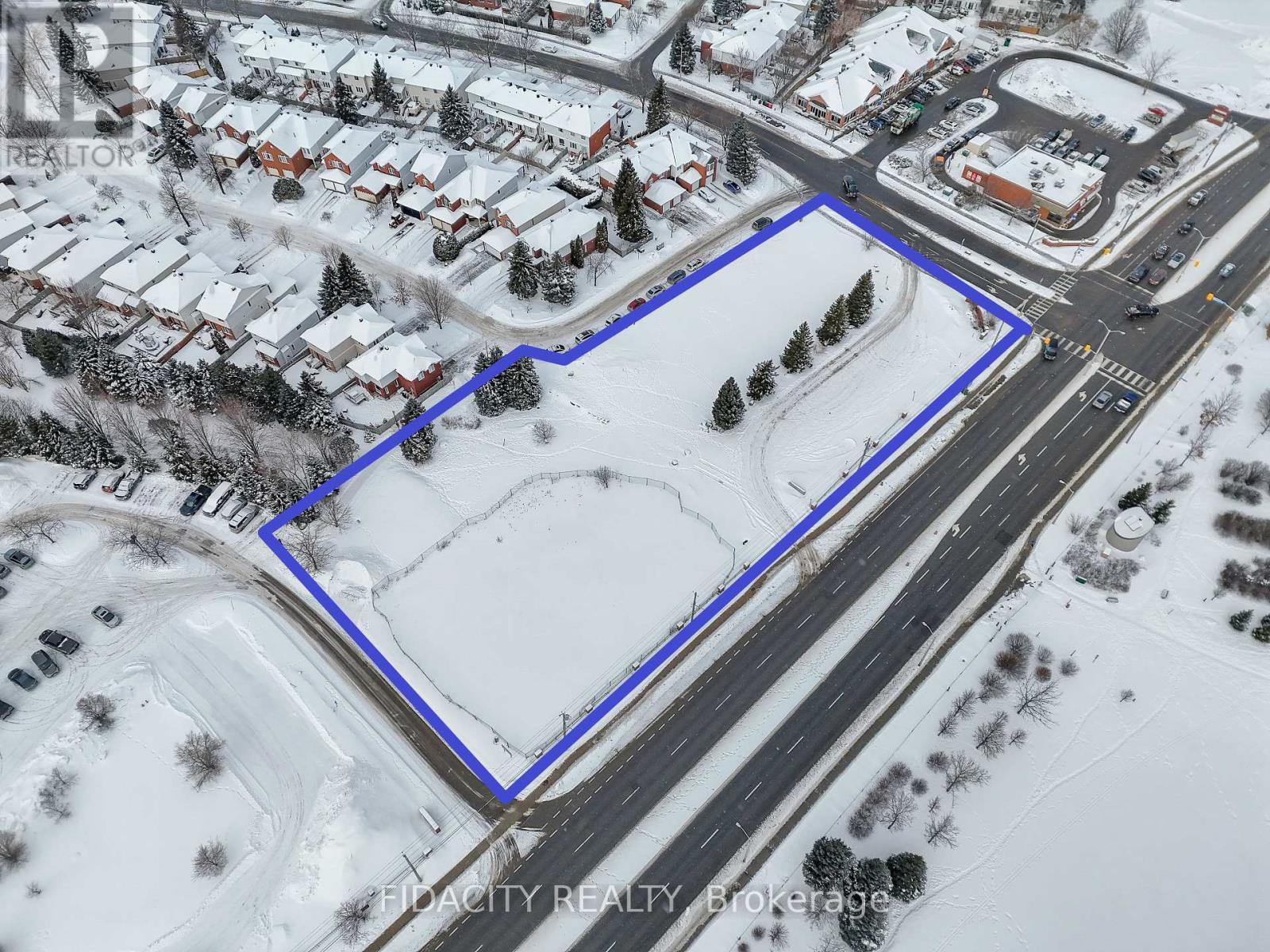 1 Crystal Park Crescent, Ottawa, Ontario K2C 3Z8 - Photo 2 - X12814322