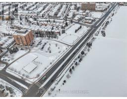 300 CENTRAL PARK DRIVE, Ottawa, Ontario