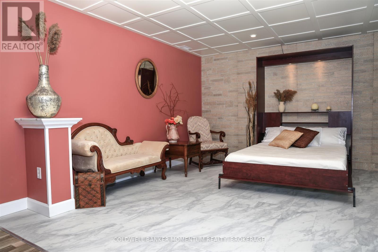 3352 Lake Shore Boulevard W, Toronto, Ontario  M8W 1M9 - Photo 11 - W12814398