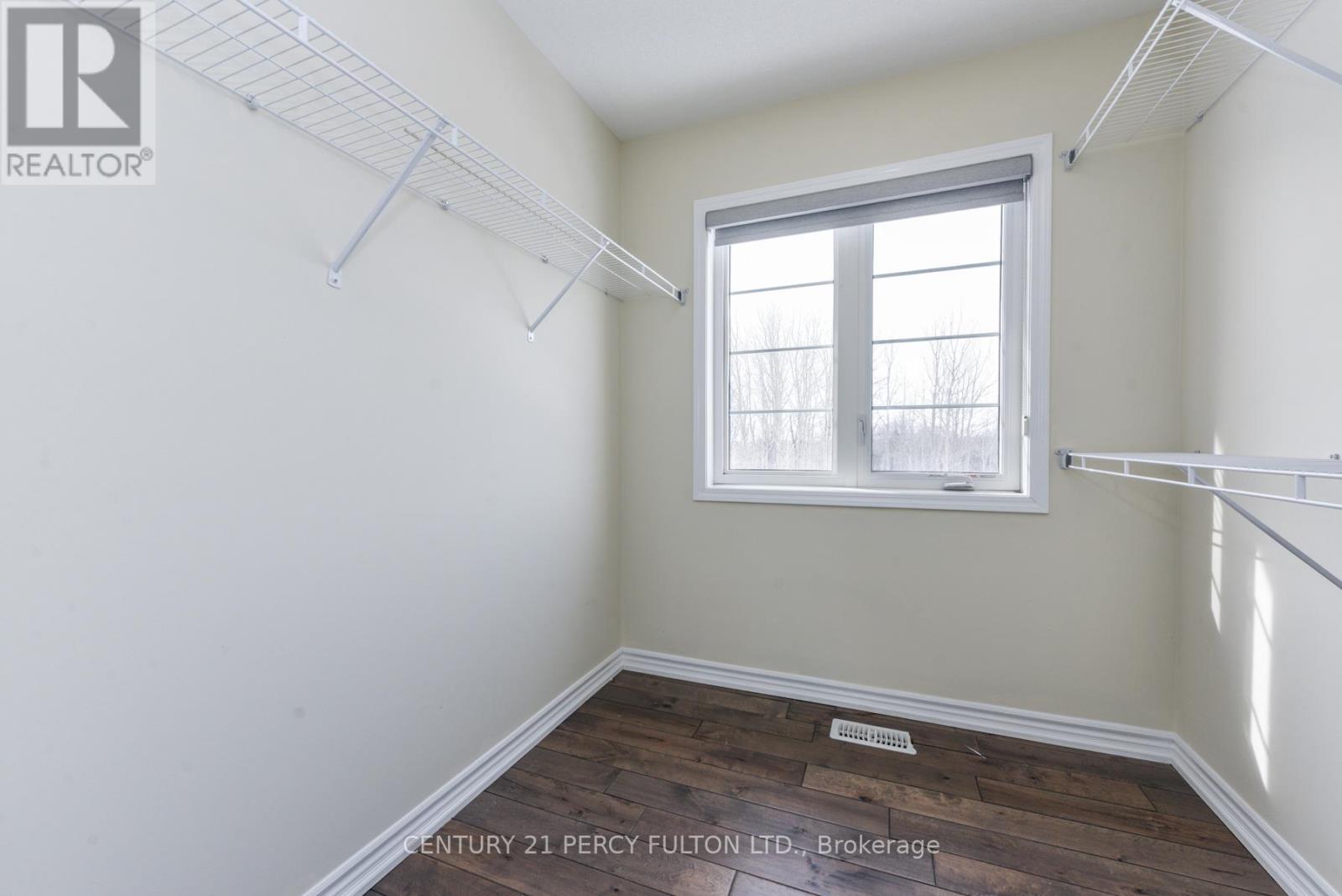 Main & 2nd - 1040 Foxtail Crescent, Pickering, Ontario  L1X 0E7 - Photo 37 - E12789926