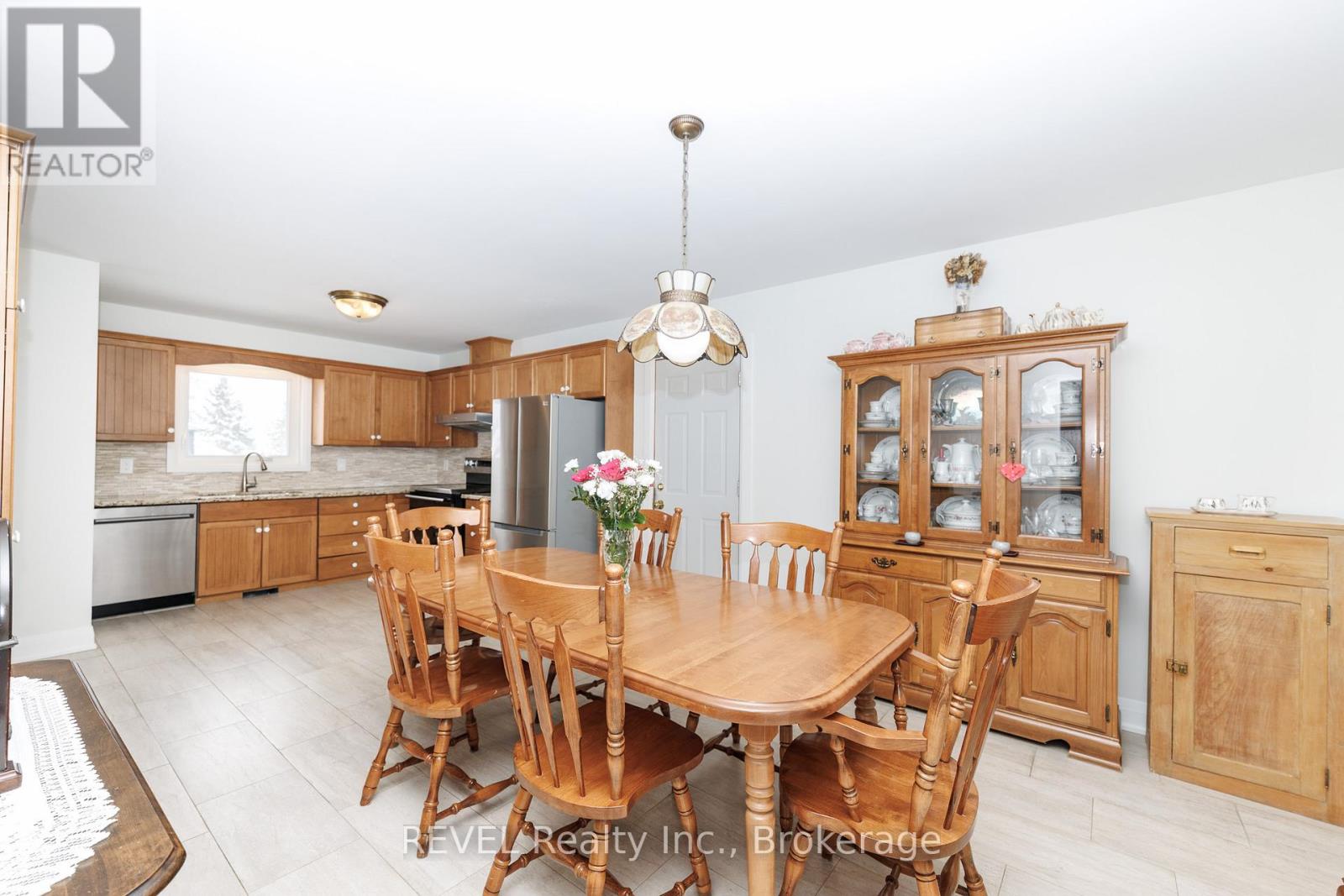 1452 Allanport Road, Thorold, Ontario  L0S 1K0 - Photo 13 - X12814370