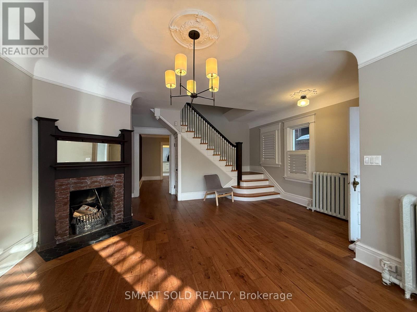 555 Markham Street, Toronto, Ontario  M6G 2L6 - Photo 2 - C12814296