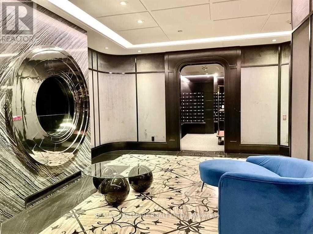 2201 - 88 Blue Jays Way, Toronto, Ontario  M5V 2G3 - Photo 4 - C12814334