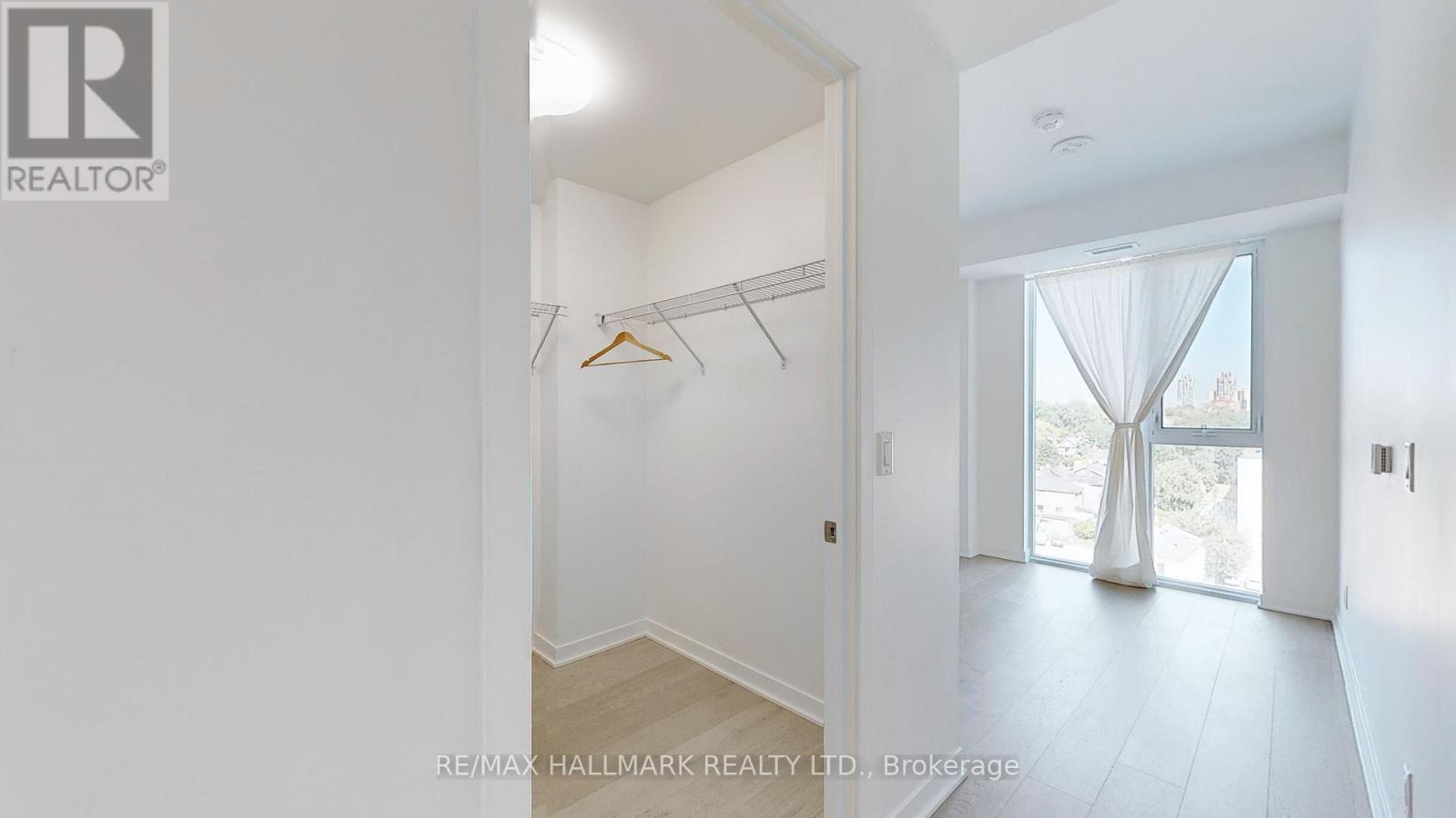 906 - 185 Alberta Avenue, Toronto (Oakwood Village), Ontario  M6C 0A5 - Photo 14 - C12814344