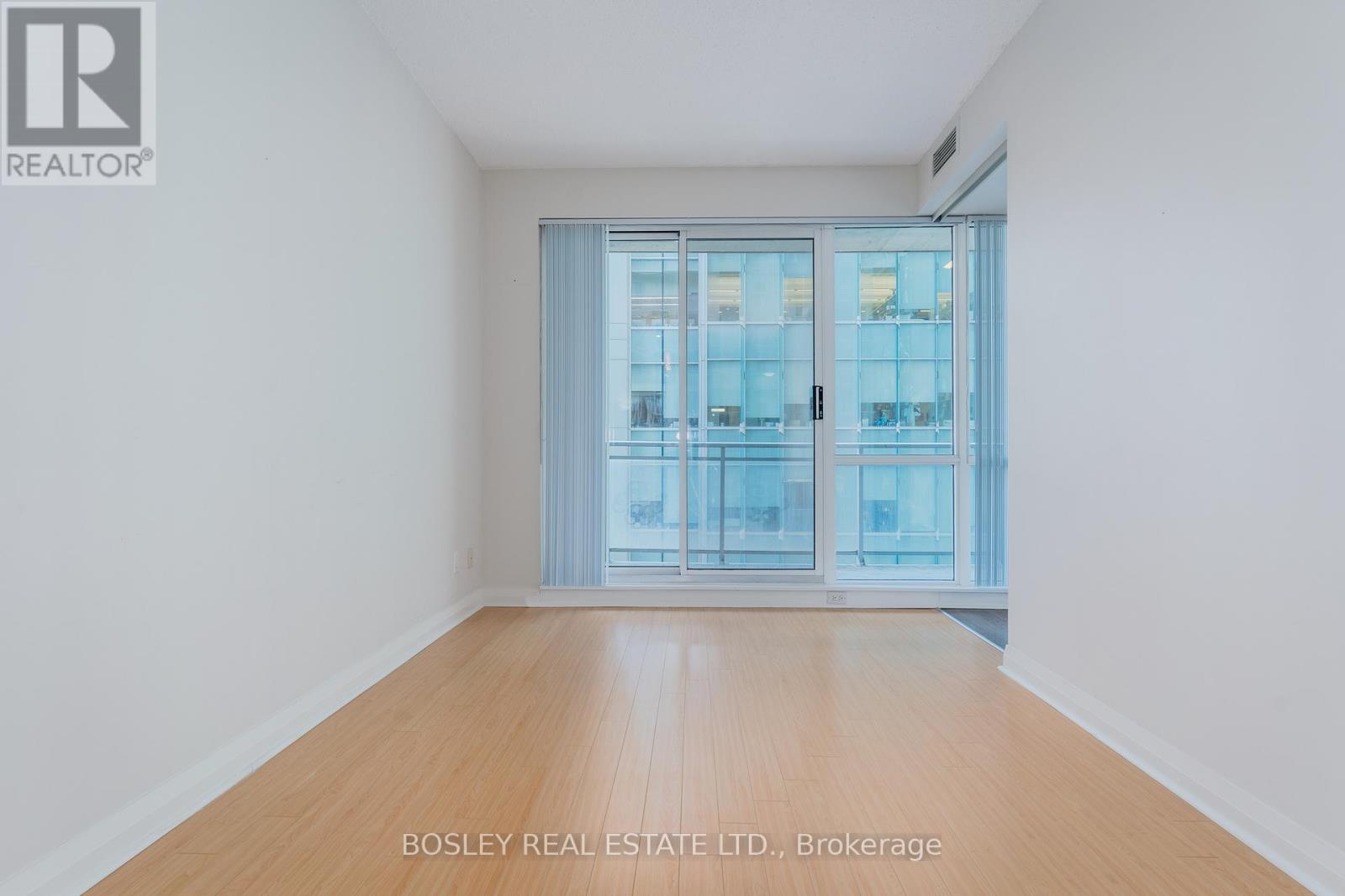 803 - 220 Victoria Street, Toronto (Church-Yonge Corridor), Ontario  M5B 2R6 - Photo 11 - C12814368