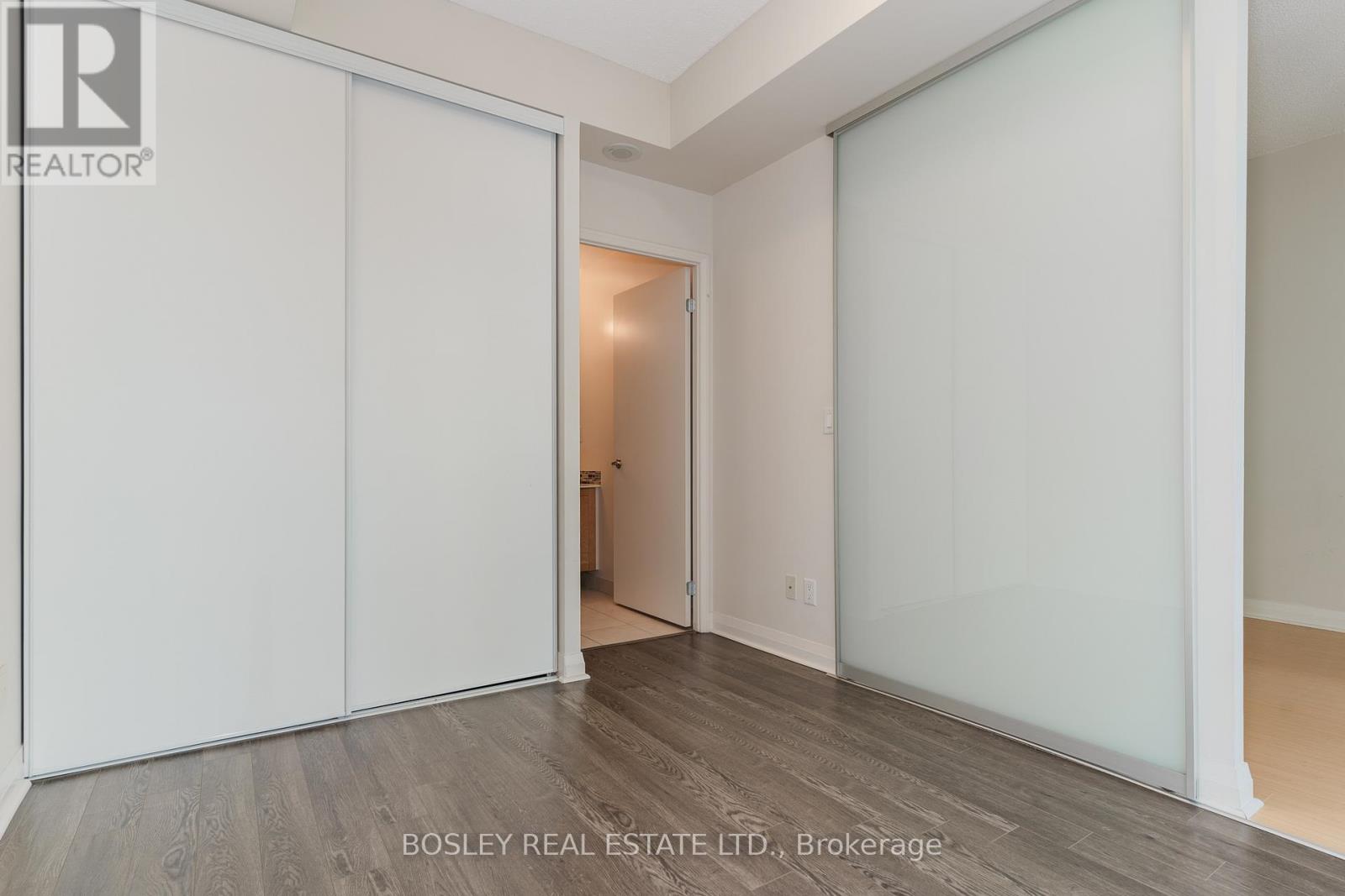 803 - 220 Victoria Street, Toronto (Church-Yonge Corridor), Ontario  M5B 2R6 - Photo 14 - C12814368