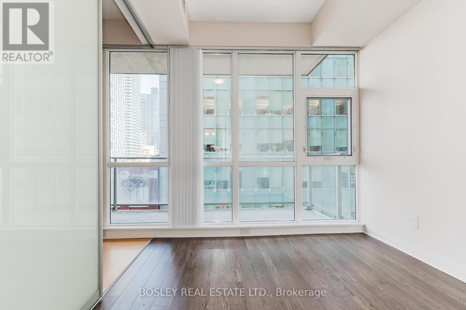 803 - 220 Victoria Street, Toronto (Church-Yonge Corridor), Ontario  M5B 2R6 - Photo 15 - C12814368