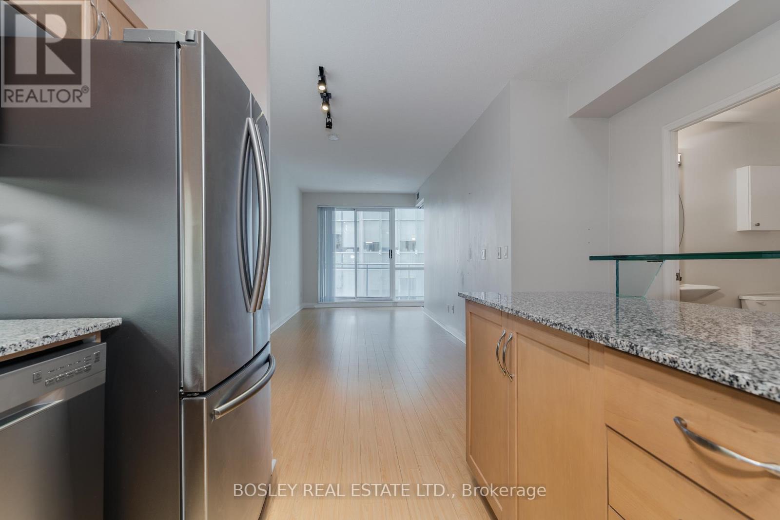 803 - 220 Victoria Street, Toronto (Church-Yonge Corridor), Ontario  M5B 2R6 - Photo 6 - C12814368