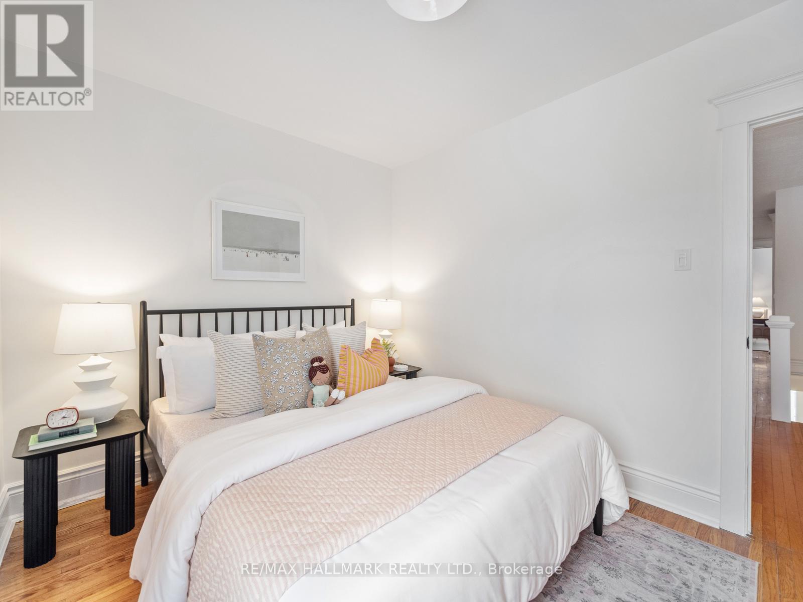 529 Logan Avenue, Toronto, Ontario  M4K 3B3 - Photo 26 - E12814314
