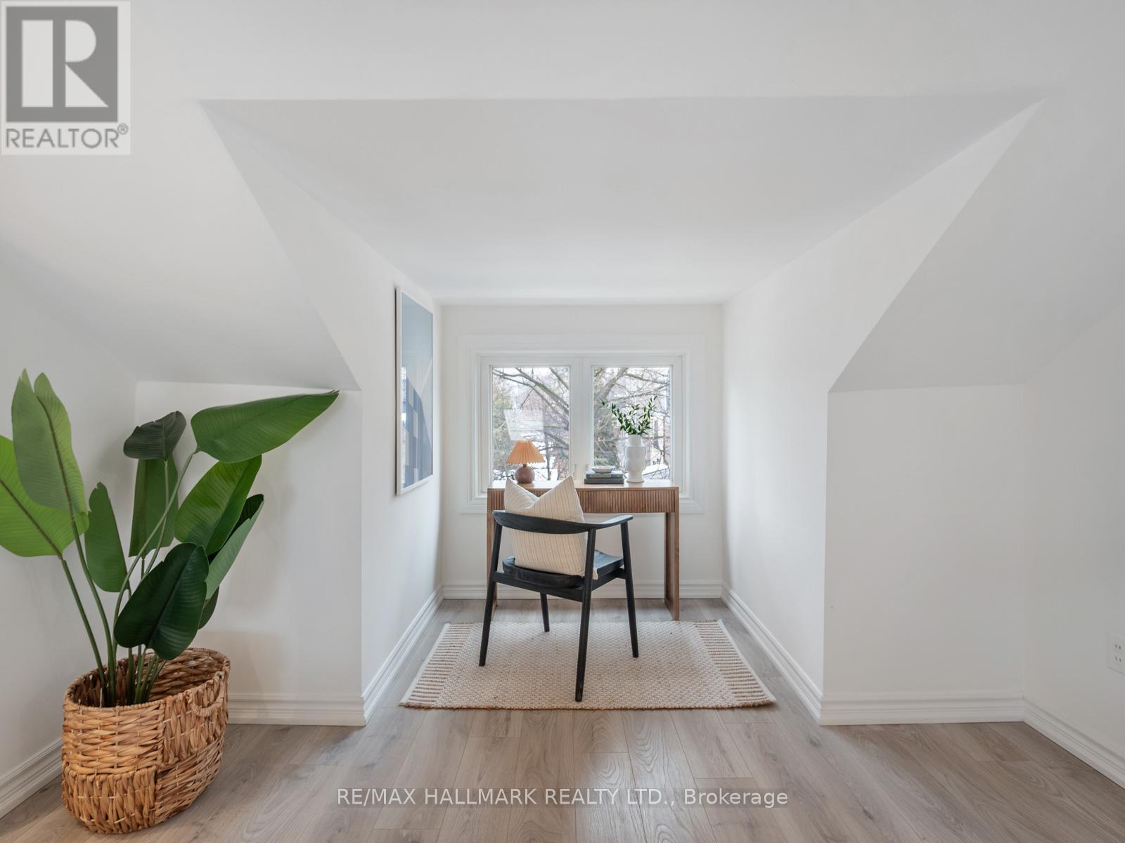 529 Logan Avenue, Toronto, Ontario  M4K 3B3 - Photo 32 - E12814314