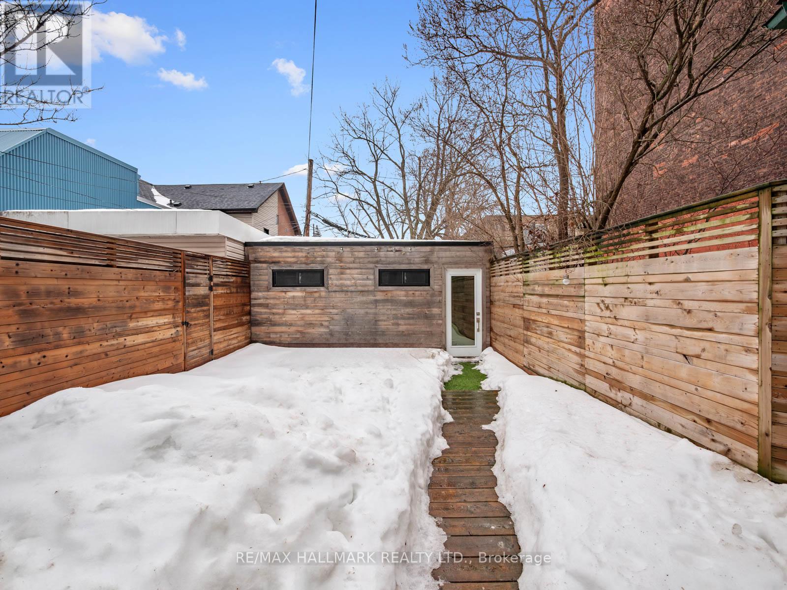 529 Logan Avenue, Toronto, Ontario  M4K 3B3 - Photo 44 - E12814314