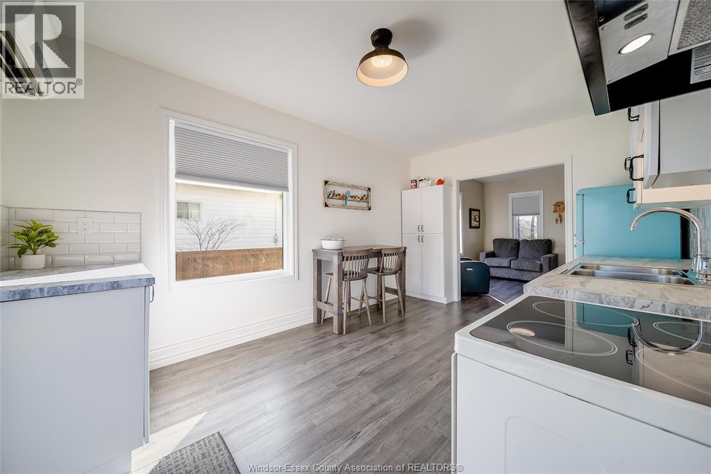 15 Smith Avenue, Leamington, Ontario  N8H 1E9 - Photo 15 - 26003702