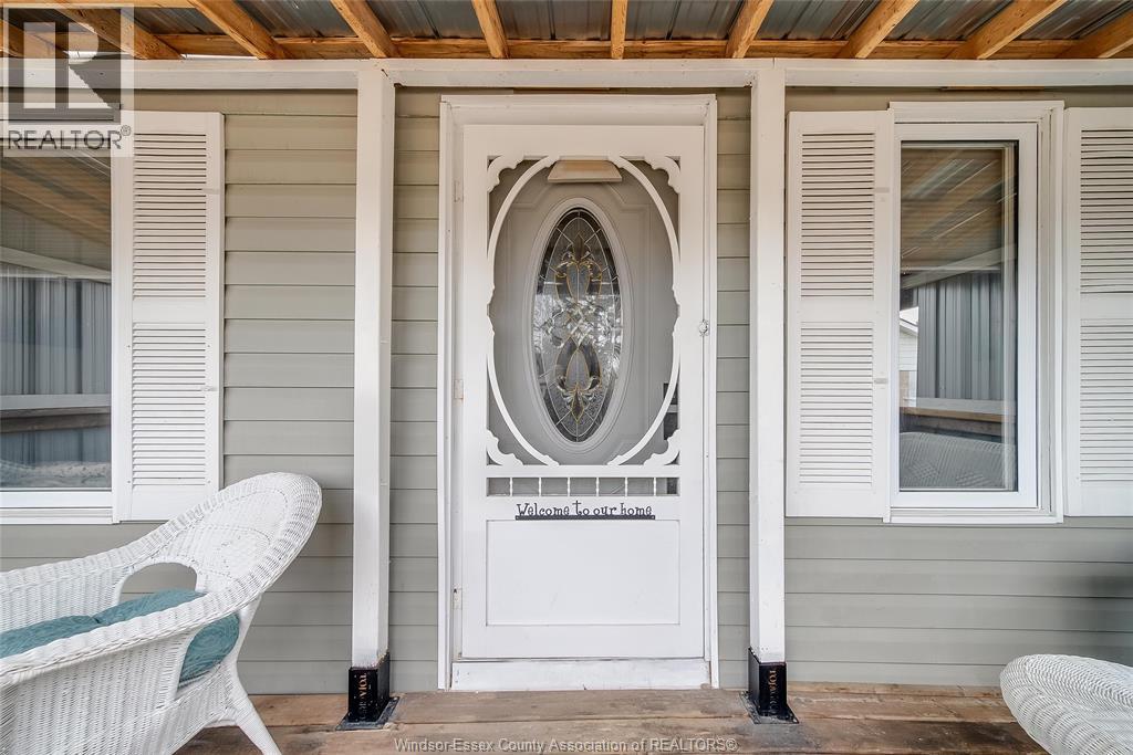 15 Smith Avenue, Leamington, Ontario  N8H 1E9 - Photo 2 - 26003702