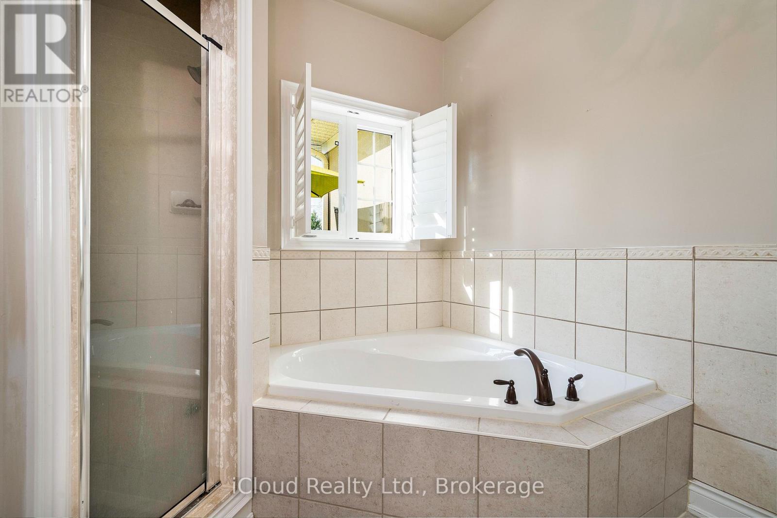 17 Maple Drive, Wasaga Beach, Ontario  L9Z 0A7 - Photo 36 - S12814298